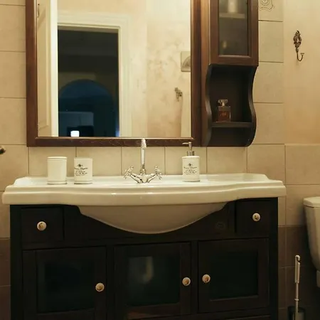 In Anakasia Overlooking Apartament Wolos